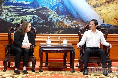 Tăng cường hợp tác khắc phục hậu quả bom mìn