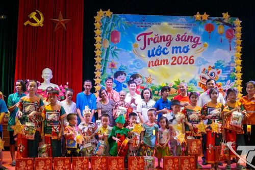 Trung thu ấm áp, chia sẻ yêu thương