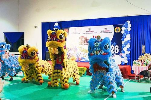 Ấm áp Đêm hội Trăng rằm tại Công ty Nhiệt điện Vĩnh Tân