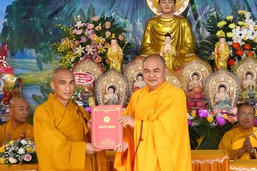 Quảng Ngãi: Công bố quyết định thành lập chùa Bửu Quang và chú nguyện rót đồng đúc đại hồng chung