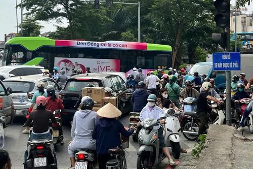 Hà Nội: Tạm đóng đường đê Long Biên - Xuân Quan ban đêm phục vụ thi công cầu Trần Hưng Đạo
