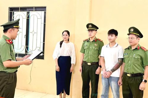 Tuyên Quang: Khởi tố đối tượng tổ chức cho người khác trốn đi nước ngoài