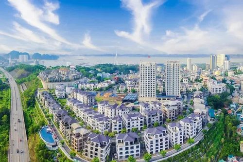 Quảng Ninh chỉ đạo xác minh phản ánh về sự kiện có người nước ngoài tại Bãi Cháy