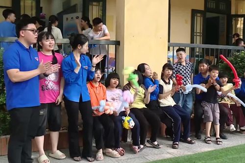 Một mùa trăng thật đẹp