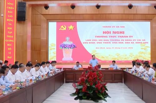 Bí thư Thành ủy làm việc với các xã phía Nam của Thủ đô