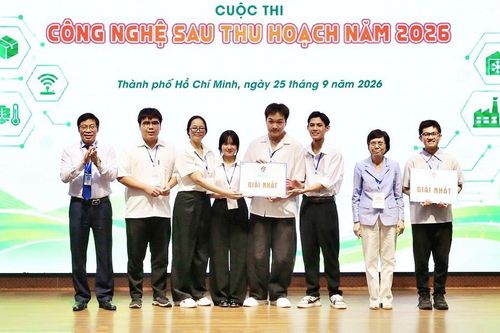 Nhóm sinh viên Trường Đại học Công Thương Thành phố Hồ Chí Minh đạt giải nhất Cuộc thi Công nghệ sau thu hoạch năm 2026
