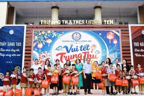 'Vui Tết Trung thu' ấm áp tại Trường Tiểu học và THCS Lương Yên