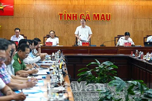 Đẩy mạnh giải ngân vốn đầu tư công với tinh thần 'nói đi đôi với làm, đã làm thì phải có sản phẩm'