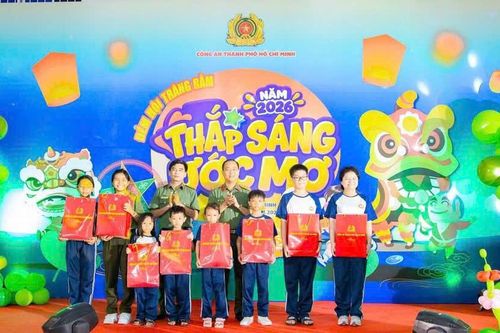Công an TPHCM: Mang 'Đêm hội Trăng rằm – Thắp sáng ước mơ' đến với hơn 1.700 thiếu nhi