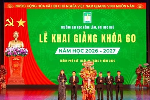 ĐH Nông Lâm - ĐH Huế tiếp sức sinh viên, hướng tới phát triển bền vững