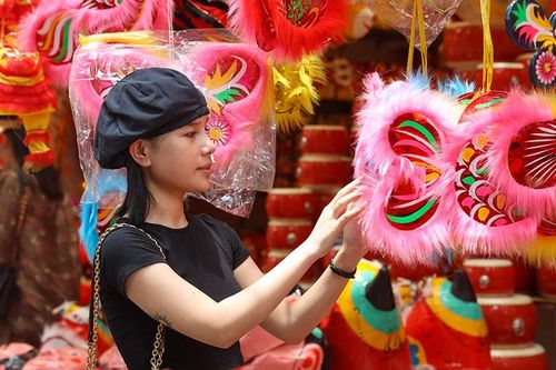 Dự báo thời tiết ngày Tết Trung thu: Miền Bắc trời nắng, miền Nam cục bộ mưa to