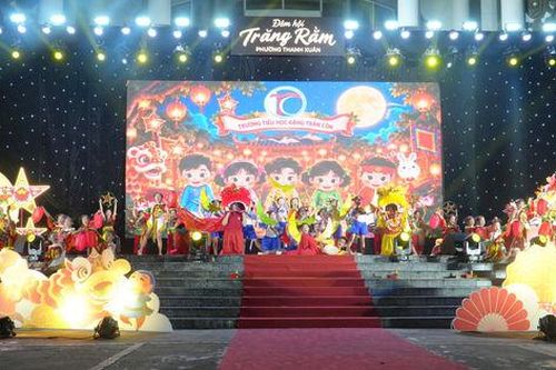 Rộn ràng Đêm hội Trăng rằm tại phường Thanh Xuân
