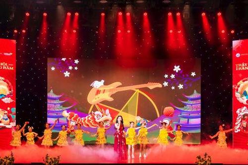 'Trẩy hội trăng rằm' 2026: Rộn ràng nghệ thuật, ấm áp sẻ chia