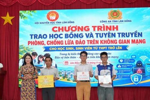 Tỉnh Lâm Đồng: Trang bị kỹ năng an toàn không gian mạng cho học sinh, sinh viên