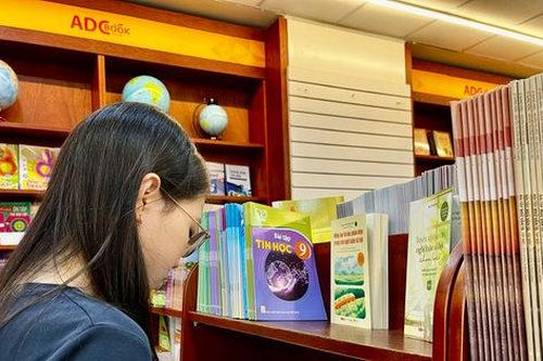 Hoàn tất cung ứng số sách giáo khoa còn thiếu cho năm học 2026-2027