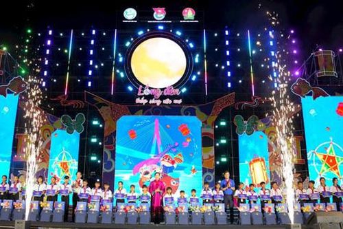 'Lồng đèn thắp sáng ước mơ' năm 2026: Trung thu ý nghĩa với thiếu nhi cả nước