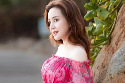 Đám cưới NSƯT Ngọc Quỳnh, Vy Oanh gửi lời chúc ý nghĩa