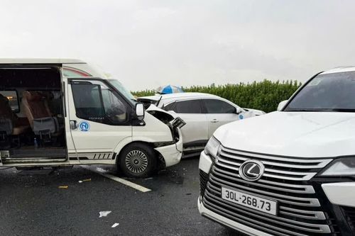 Tài xế xe Lexus gây tai nạn trên cao tốc Pháp Vân - Cầu Giẽ bị điều tra về hành vi gây rối