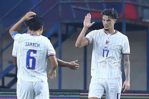 Thái Lan 2-0 Pakistan: Cựu cầu thủ Chelsea lập công