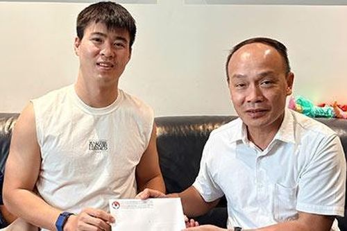 Lãnh đạo VFF thăm cựu đội trưởng tuyển Việt Nam
