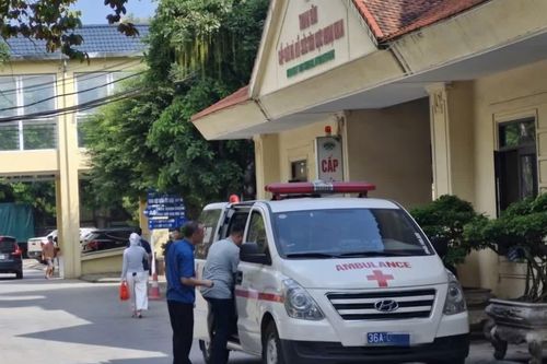 Yêu cầu xử lý 'cò' bệnh viện