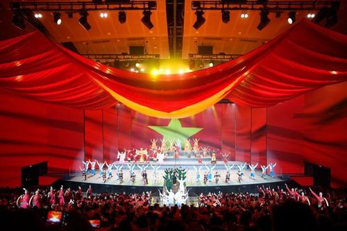 Điều gì khiến 'Đất nước thiên hùng ca' được kỳ vọng trở thành sản phẩm văn hóa mới?