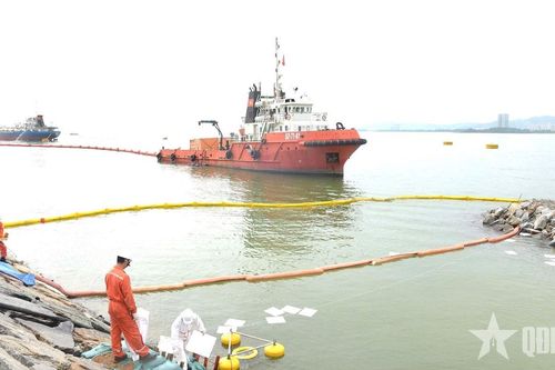 Nâng cao năng lực ứng phó sự cố tràn dầu, bảo vệ môi trường biển