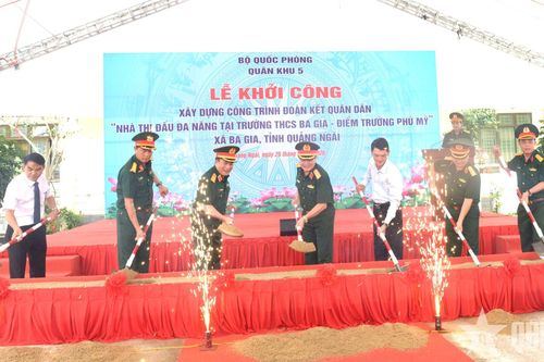 Thượng tướng Trương Thiên Tô dự khởi công xây dựng công trình đoàn kết quân dân tại Quảng Ngãi