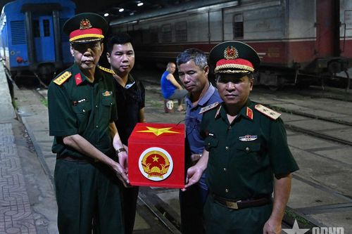 Liệt sĩ Vi Ngọc Vinh trở về trong vòng tay gia đình