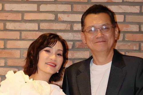 NSƯT Hữu Châu hé lộ chuyện chưa kể về mối duyên đặc biệt từ nhỏ cùng nghệ sĩ Hồng Đào