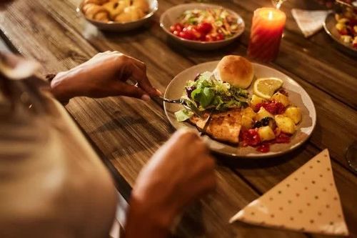 4 dấu hiệu của hội chứng 'ám ảnh ăn uống lành mạnh'