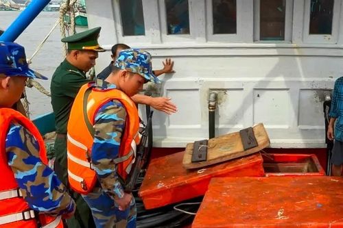 Xử lý tàu cá vận chuyển 40.500 lít dầu D.O không rõ nguồn gốc