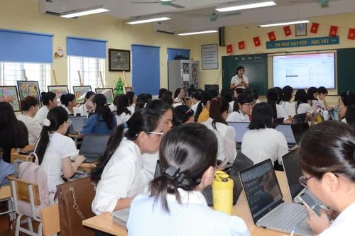 Tập huấn ứng dụng AI vào giảng dạy cho bậc tiểu học