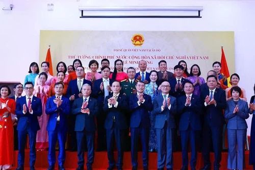 Quy định mới về chế độ và chính sách cho thành viên cơ quan Việt Nam ở nước ngoài