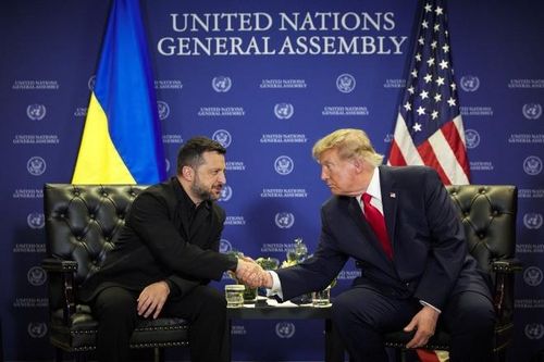 Ukraine bác tin ông Trump kêu gọi ông Zelensky tới Nga đàm phán