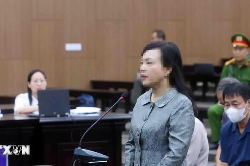 Bị cáo Nguyễn Thị Kim Tiến và một số bị cáo được đề nghị giảm án