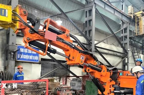Khai thác mỏ xuống sâu: Hiệu quả từ cơ giới hóa