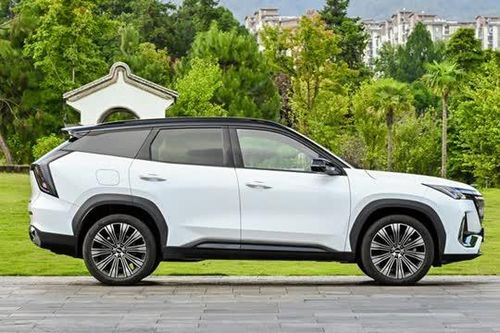 SUV dài hơn 4,7 mét, động cơ hybrid, trang bị LiDAR, giá gần 400 triệu đồng