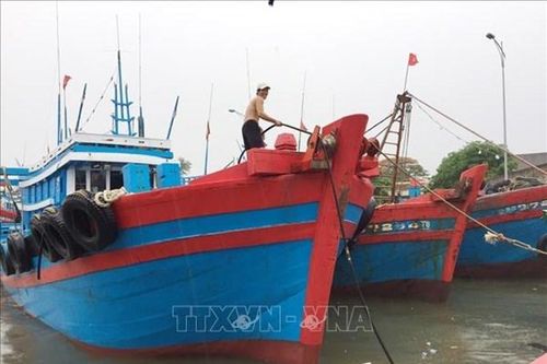 Cảnh báo tàu thuyền trước nguy cơ lốc xoáy, gió giật mạnh trên biển Nam Bộ
