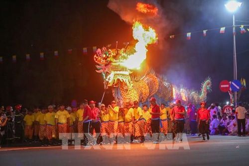 Khi Rồng nhang kể chuyện văn hóa Cao Đài