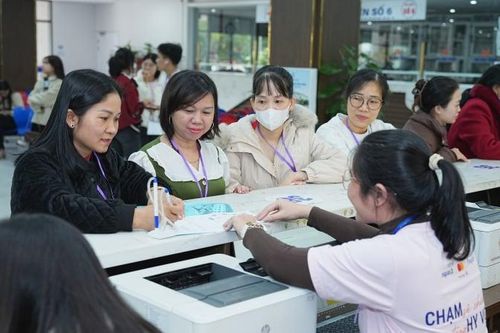 'Đường về với chị' đưa cơ hội tầm soát ung thư đến với phụ nữ vùng khó