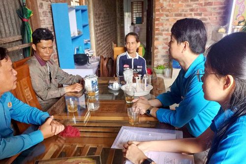 Công đoàn xã Đại Lộc trao hỗ trợ thân nhân đoàn viên tử vong do tai nạn lao động