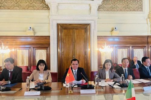 Việt Nam - Italia hướng tới MoU về dân tộc, tôn giáo