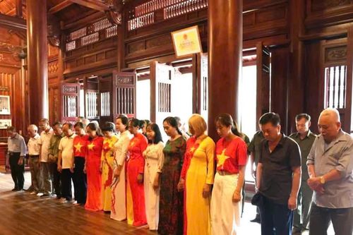 Những người "giữ nhịp lòng dân" ở cơ sở
