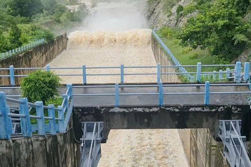 Lâm Đồng: Mực nước có chiều hướng rút dần, các địa phương khắc phục thiên tai vùng ngập