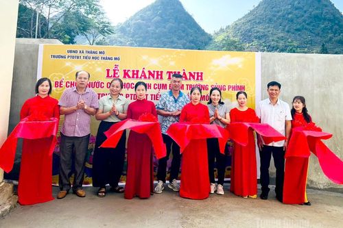 Khánh thành bể chứa nước phục vụ học sinh cụm điểm trường Sủng Phính