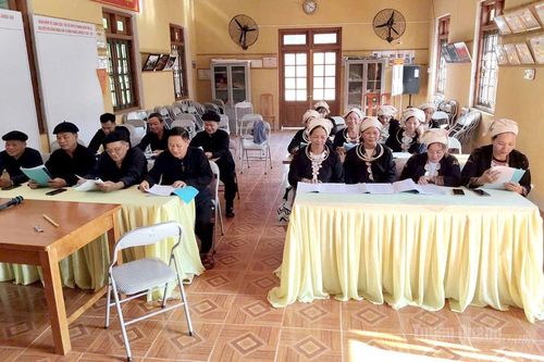Minh Quang tập huấn truyền dạy văn hóa dân gian dân tộc Dao tiền