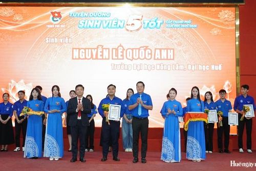 Tuyên dương 88 học sinh, sinh viên tiêu biểu cấp thành phố