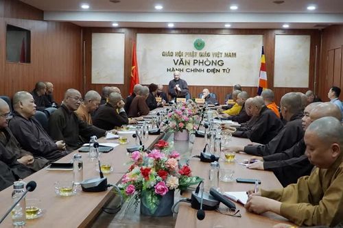 Trung ương GHPGVN họp với đại diện 28 Trường Trung cấp Phật học về công tác sáp nhập