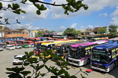 Huế: Tước phù hiệu và cấm kinh doanh vận tải 3 xe vi phạm giao thông